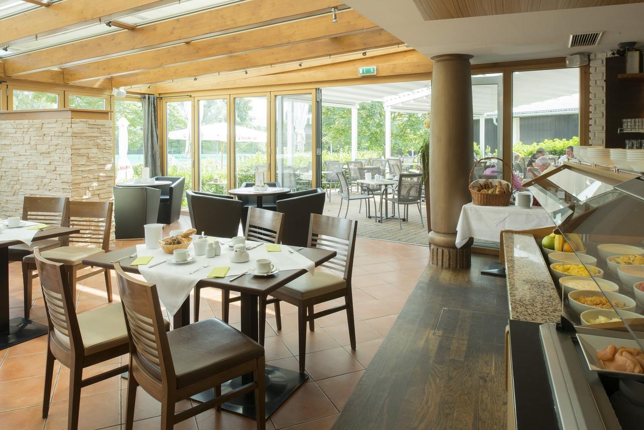 Momentum Hotel Anif Dış mekan fotoğraf