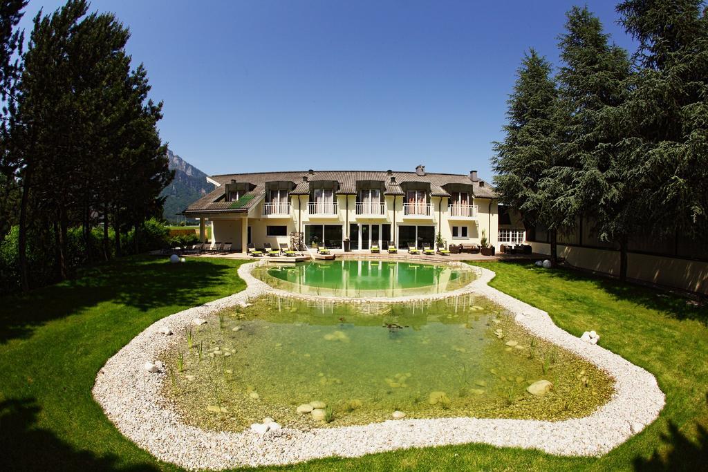 Momentum Hotel Anif Dış mekan fotoğraf